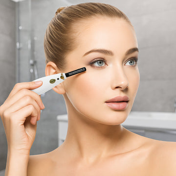 Rechargeable Heated Eyelash Curler with Comb - Skincare Lab