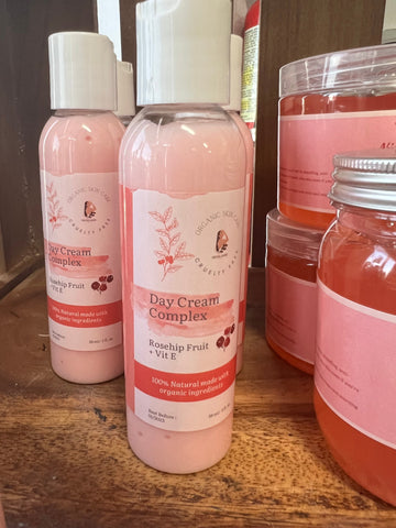 Rosehip oil + Vitamin C vegan skincare