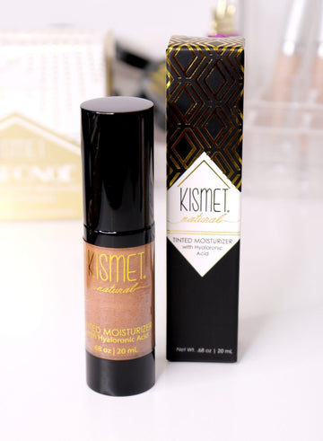 Natural Tinted Moisturizer With Hyaluronic Acid - Skincare Lab
