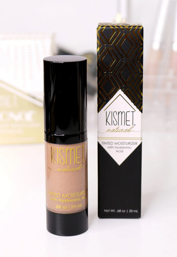 Natural Tinted Moisturizer With Hyaluronic Acid - Skincare Lab